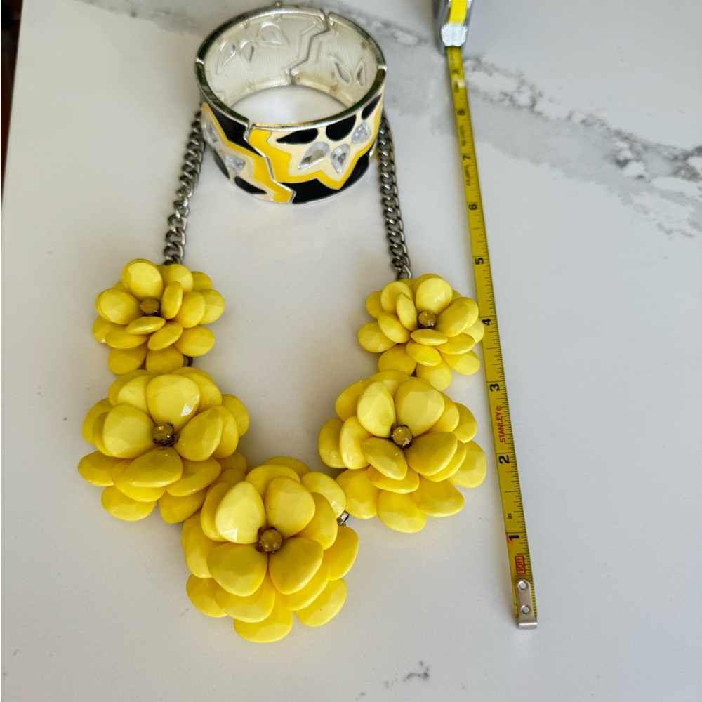 Necklace Set - Picture 3 of 4